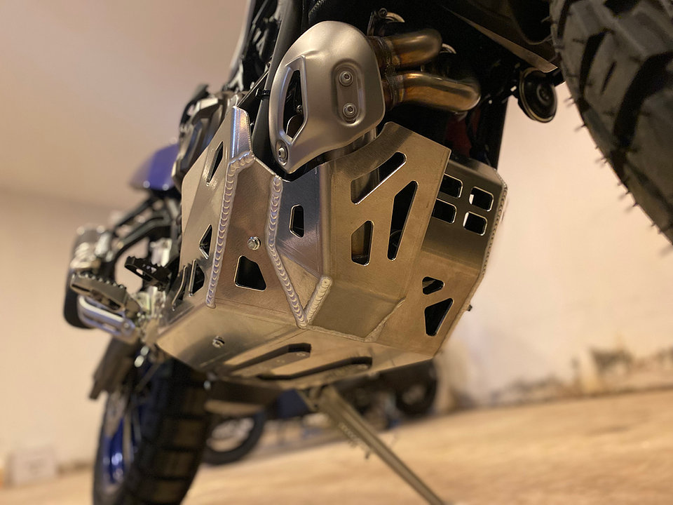 Aluminum engine guard for the Yamaha Ténéré 700