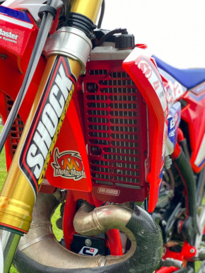 FM-Parts Aluminium Kühlerschutz für Beta RR 2020- Rot