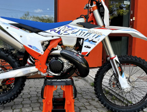 Wolfcarbon carbon exhaust protection for KTM EXC, Husqvarna TE, Gas Gas EC 250 300 2024-